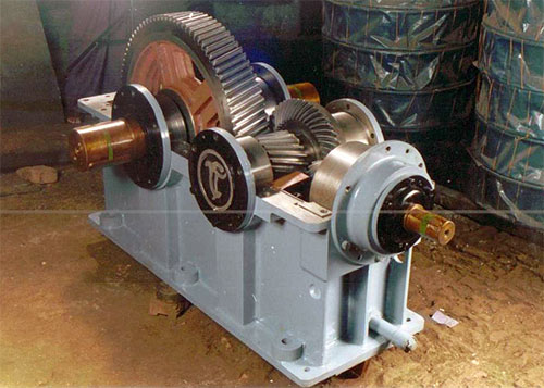 Spiral Bevel cum Helical Gearbox